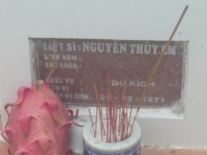 Nhắn tìm thân nhân liệt sĩ Nguyễn Thùy Em