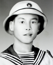 HOÀNG DUY LẬP tìm phần mộ liệt sỹ HOÀNG TRUNG NHẬT hy sinh năm 1970