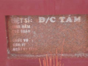 Nhắn tìm thân nhân liệt sĩ  Tám