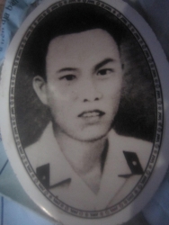 Cháu Nguyễn Phương Liên tìm mộ ông ngoại là liệt sĩ Trương Quang Phiệt